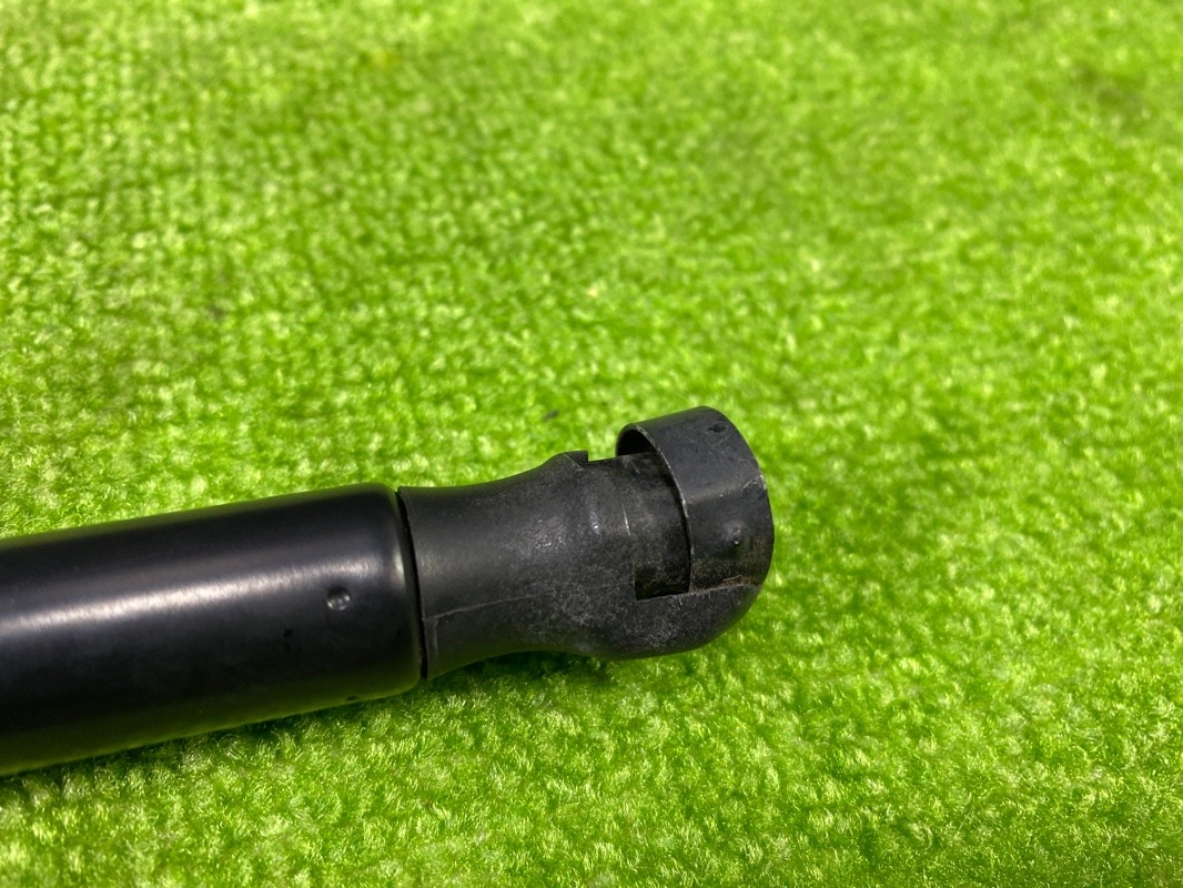 Амортизатор капота, 520 рублей, Красноярск