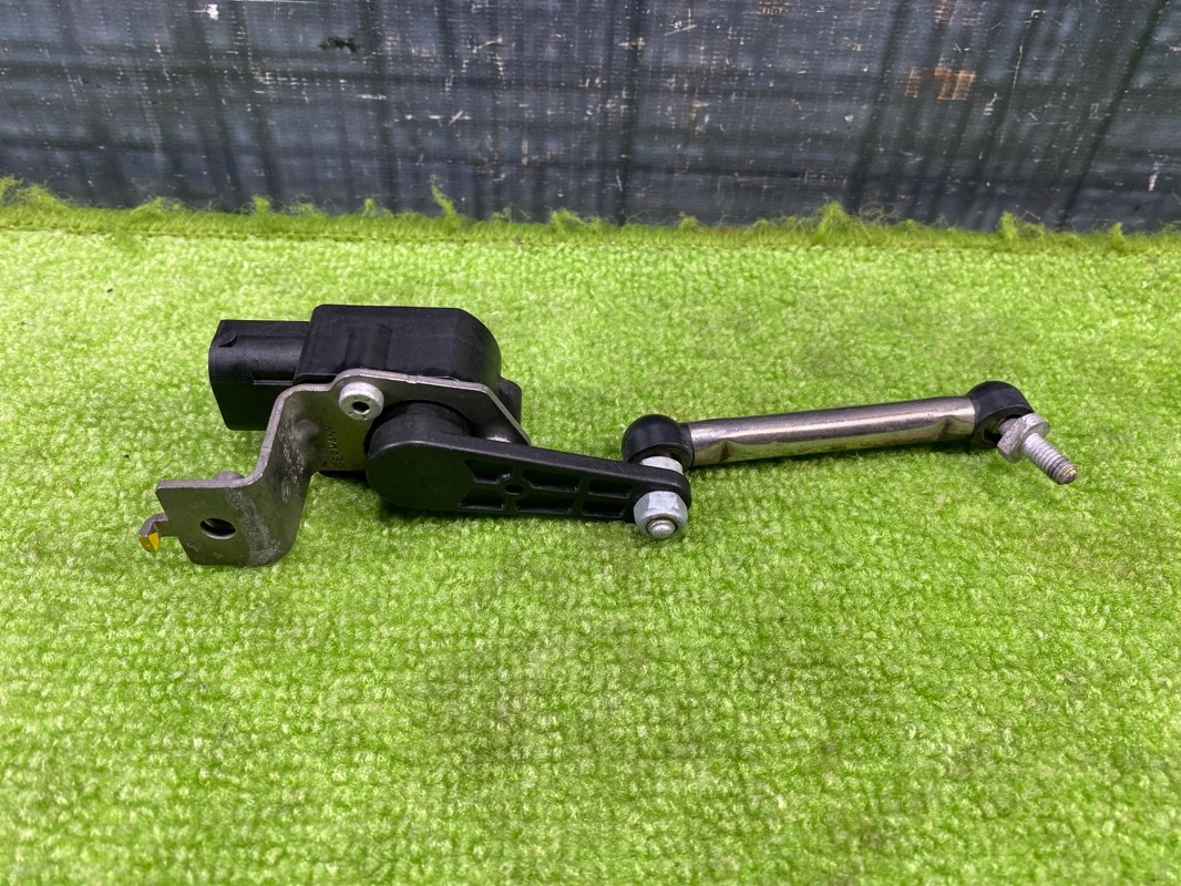 Датчик уровня подвески, 2000 рублей, Красноярск