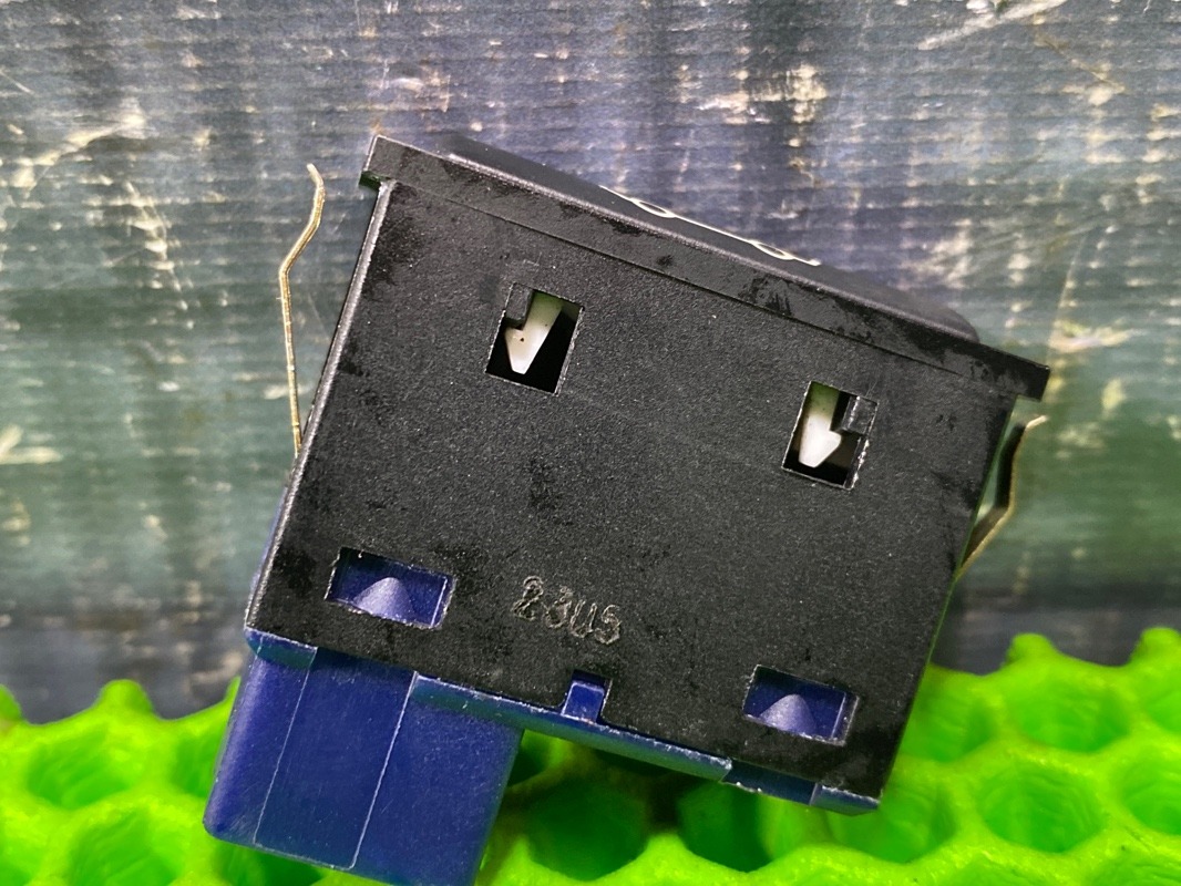 Кнопка открывания багажника, 322 рублей, Красноярск