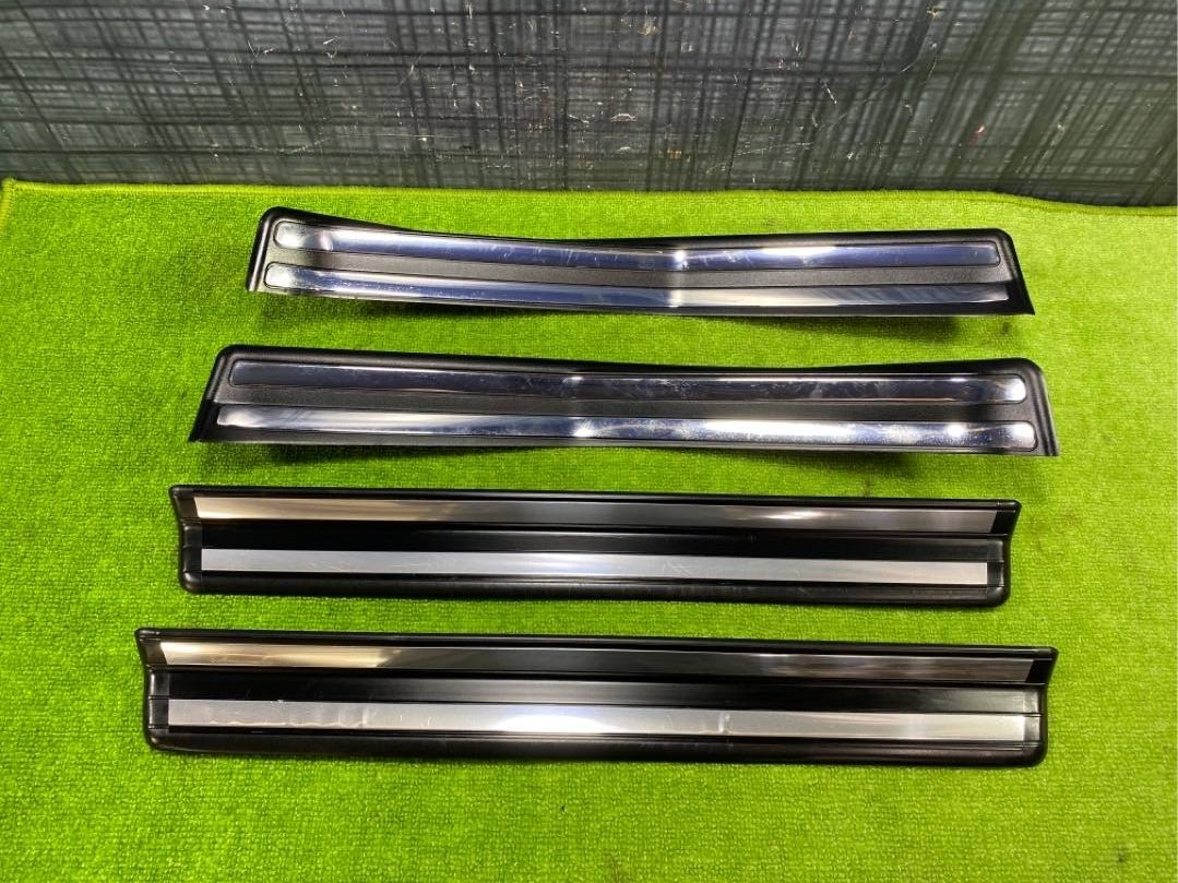 Комплект накладок на порог, 3750 рублей, Красноярск