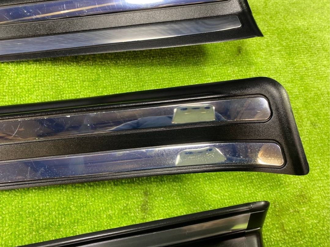 Комплект накладок на порог, 3750 рублей, Красноярск