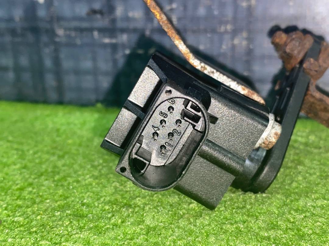 Датчик уровня подвески, 1875 рублей, Красноярск