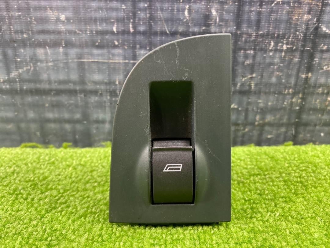 Кнопка стеклоподъемника, 300 рублей, Красноярск