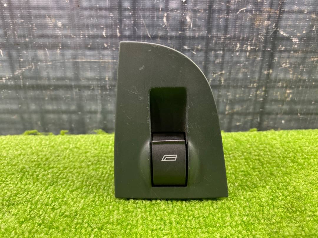 Кнопка стеклоподъемника, 300 рублей, Красноярск