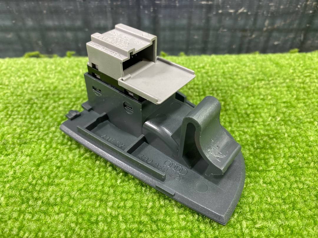 Кнопка стеклоподъемника, 300 рублей, Красноярск