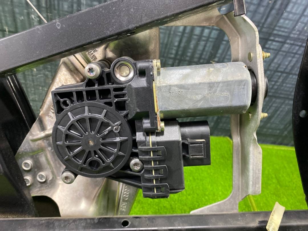 Стеклоподъемник, 900 рублей, Красноярск