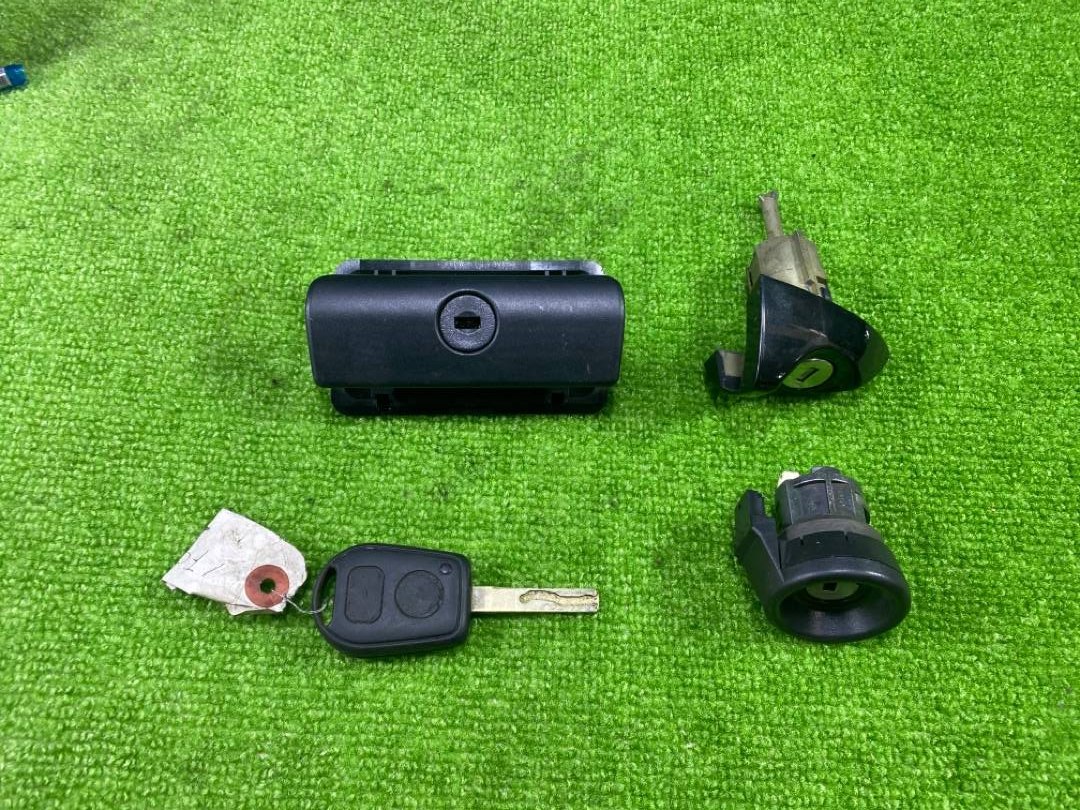 Комплект замков с ключом, 2700 рублей, Красноярск