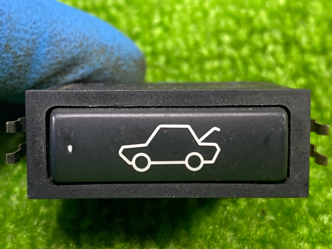 Кнопка открывания багажника, 276 рублей, Красноярск