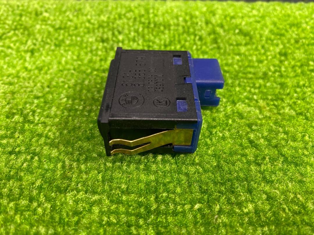 Кнопка открывания багажника, 276 рублей, Красноярск