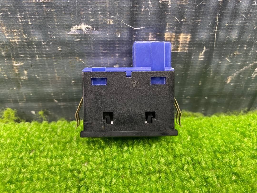 Кнопка открывания багажника, 276 рублей, Красноярск