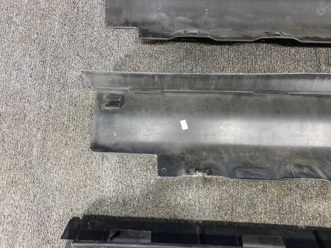 Комплект накладок на порог, 2100 рублей, Красноярск