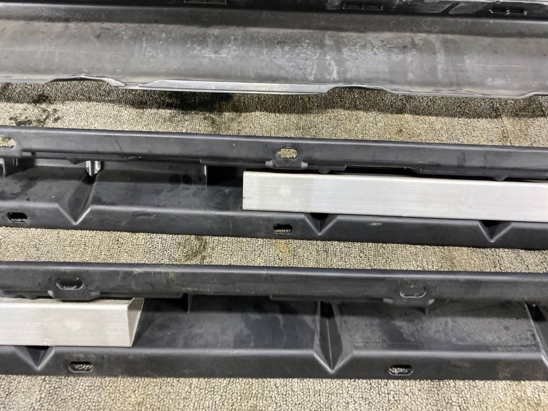 Комплект накладок на порог, 2100 рублей, Красноярск