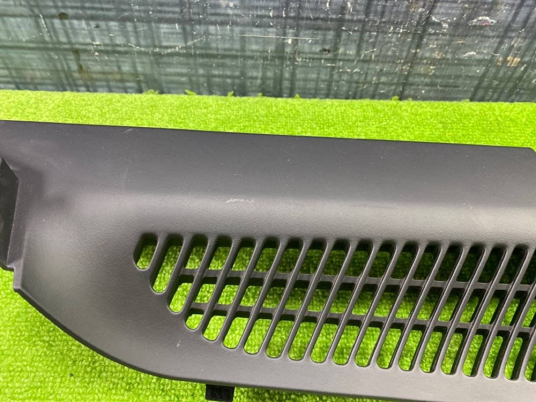 Направляющая шторки багажника, 480 рублей, Красноярск