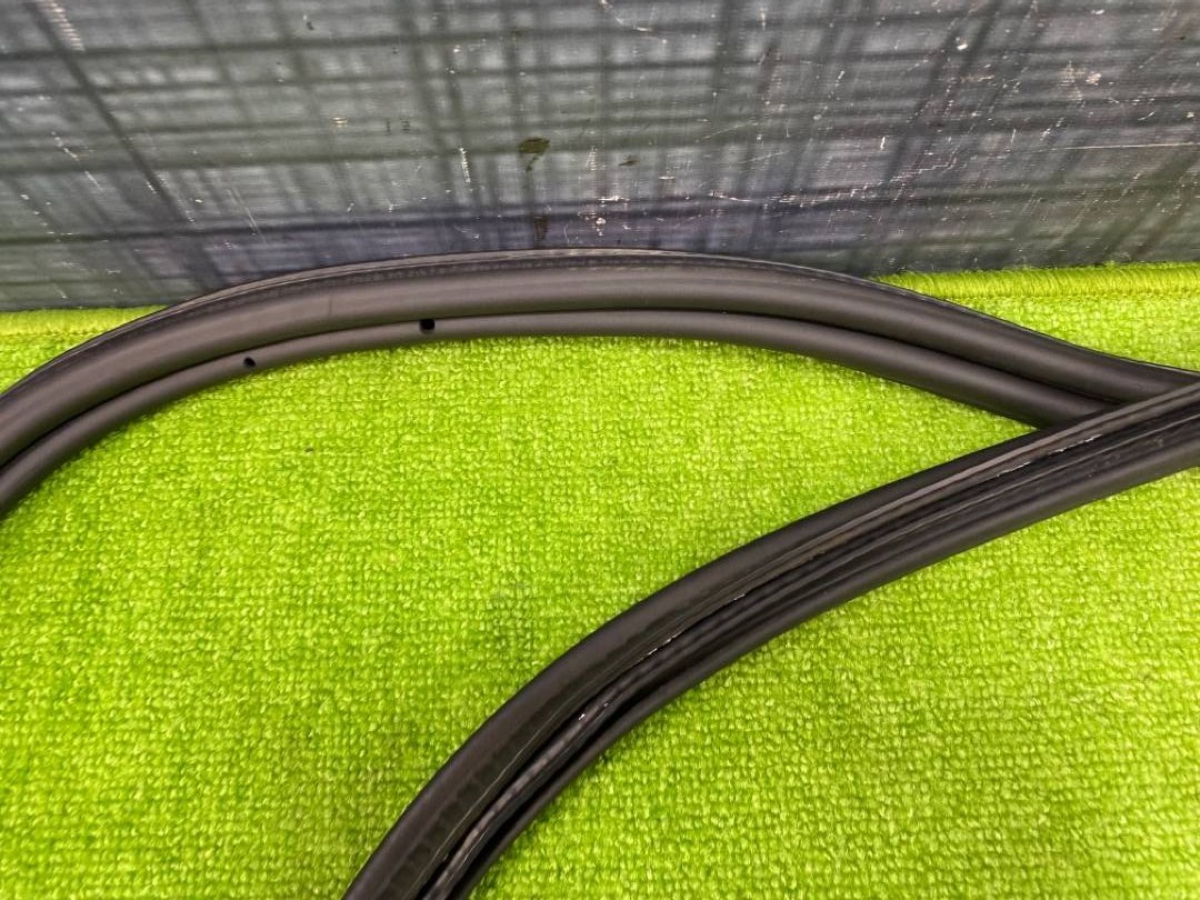 Уплотнитель крышки багажника, 600 рублей, Красноярск