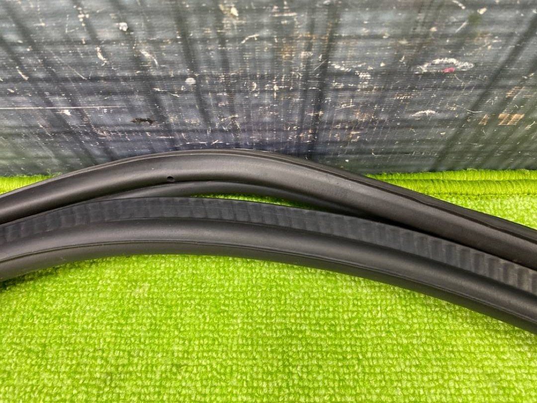 Уплотнитель крышки багажника, 600 рублей, Красноярск