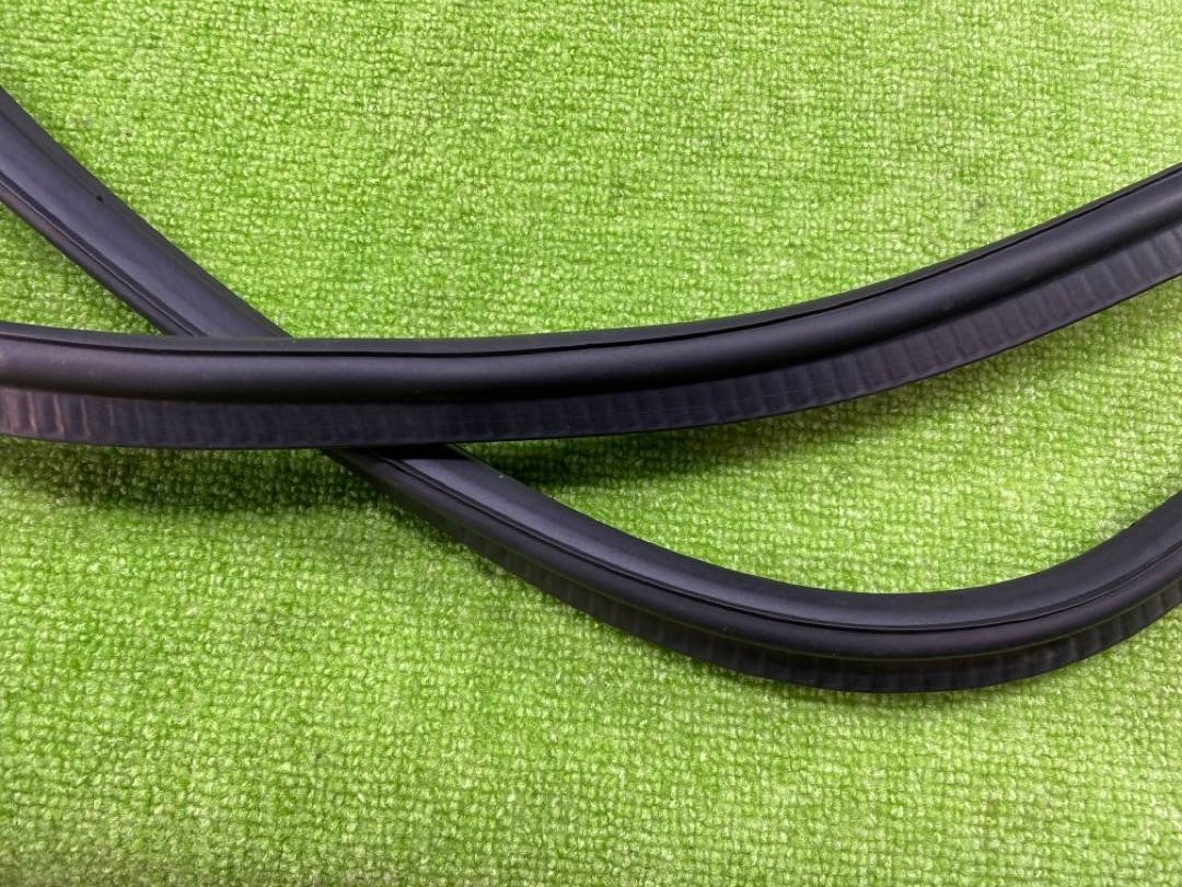 Уплотнитель крышки багажника, 600 рублей, Красноярск