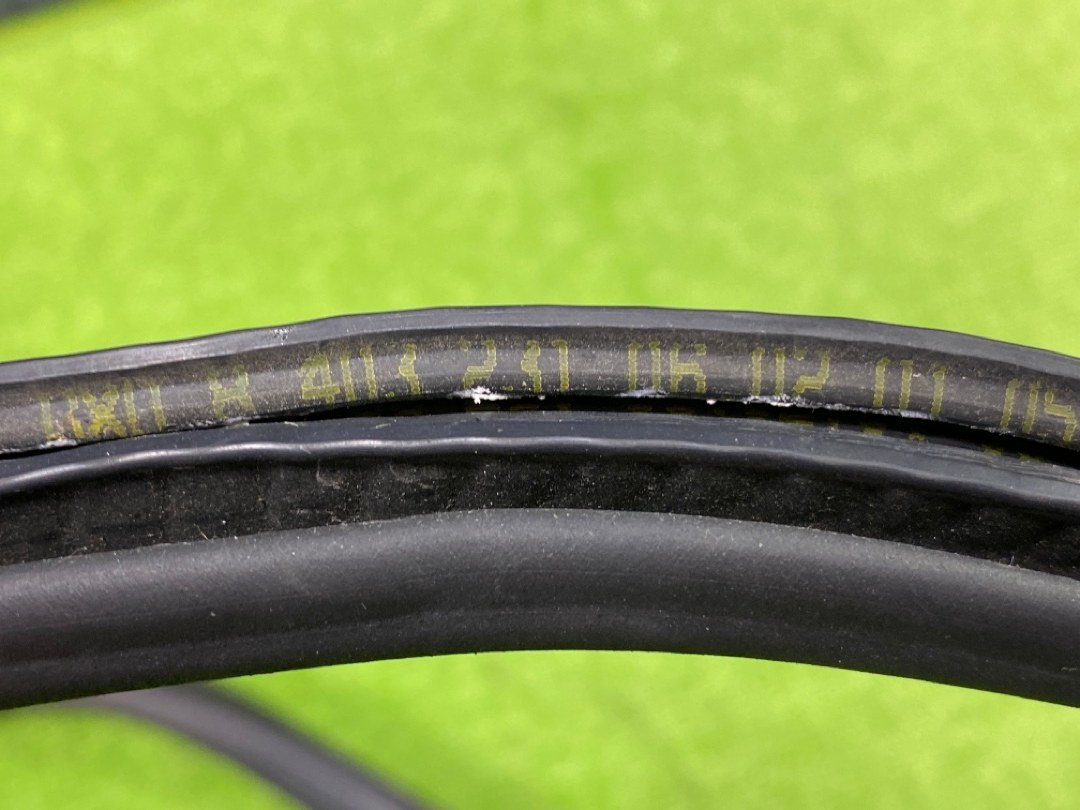 Уплотнитель крышки багажника, 600 рублей, Красноярск