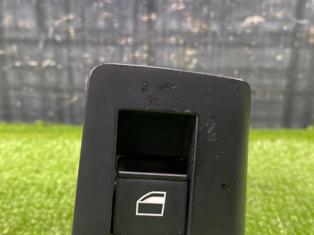 Кнопка стеклоподъемника, 552 рублей, Красноярск