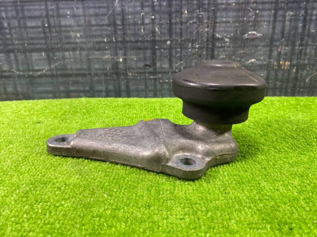 Кронштейн двигателя, 600 рублей, Красноярск