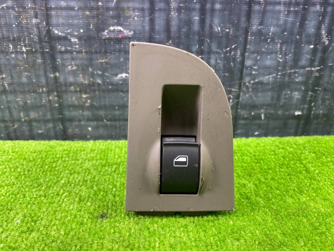 Кнопка стеклоподъемника, 275 рублей, Красноярск