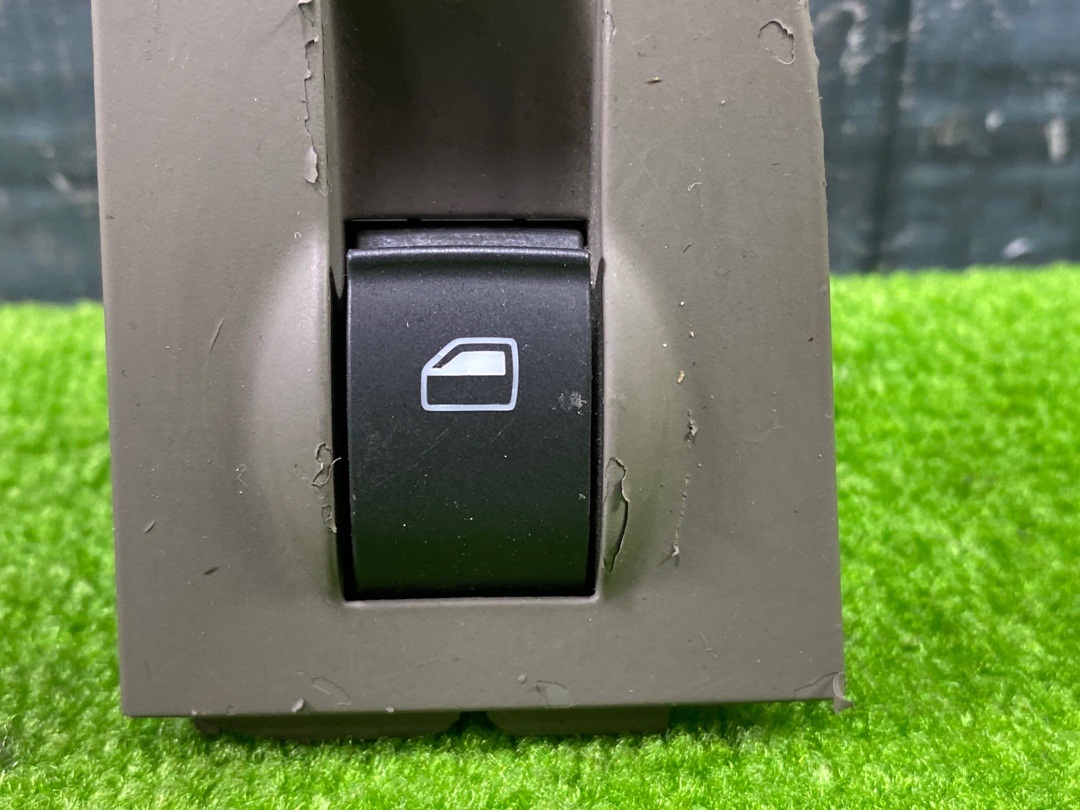 Кнопка стеклоподъемника, 275 рублей, Красноярск