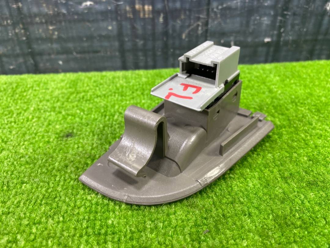 Кнопка стеклоподъемника, 275 рублей, Красноярск