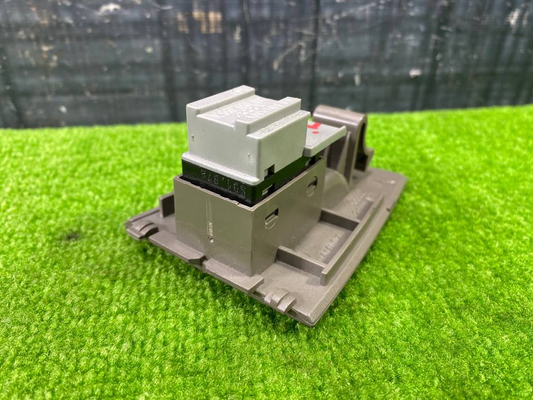 Кнопка стеклоподъемника, 275 рублей, Красноярск