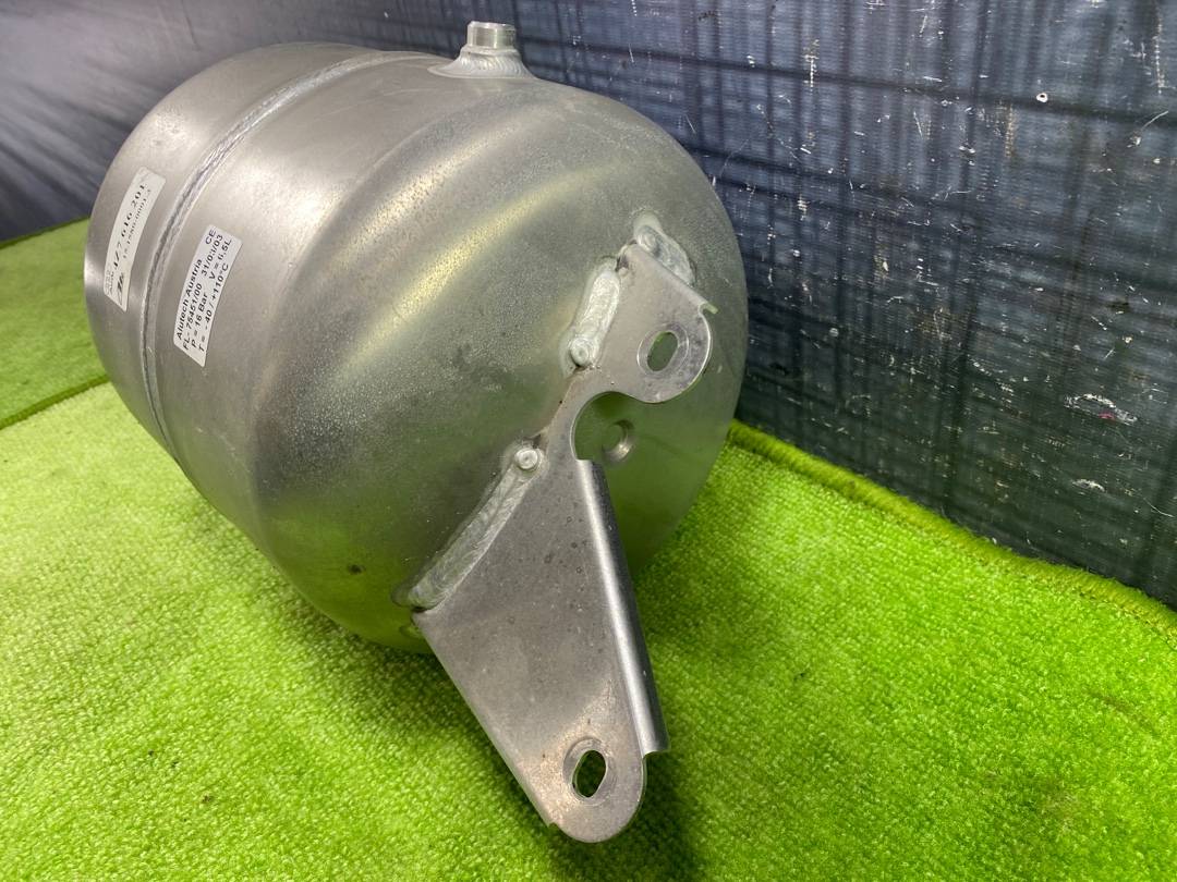 Ресивер пневмоподвески, 750 рублей, Красноярск