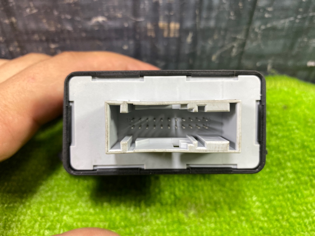 Блок управления корректором фар, 500 рублей, Красноярск