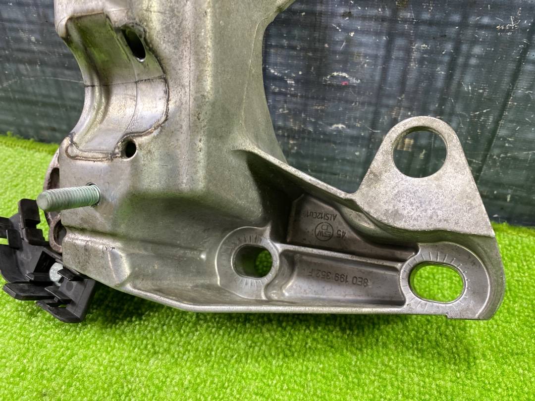 Кронштейн двигателя, 500 рублей, Красноярск