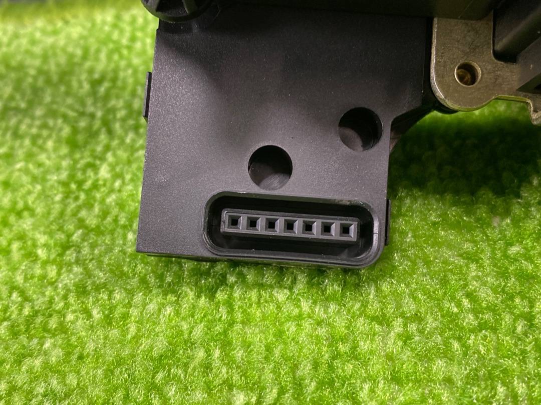 Подрулевой переключатель, 900 рублей, Красноярск