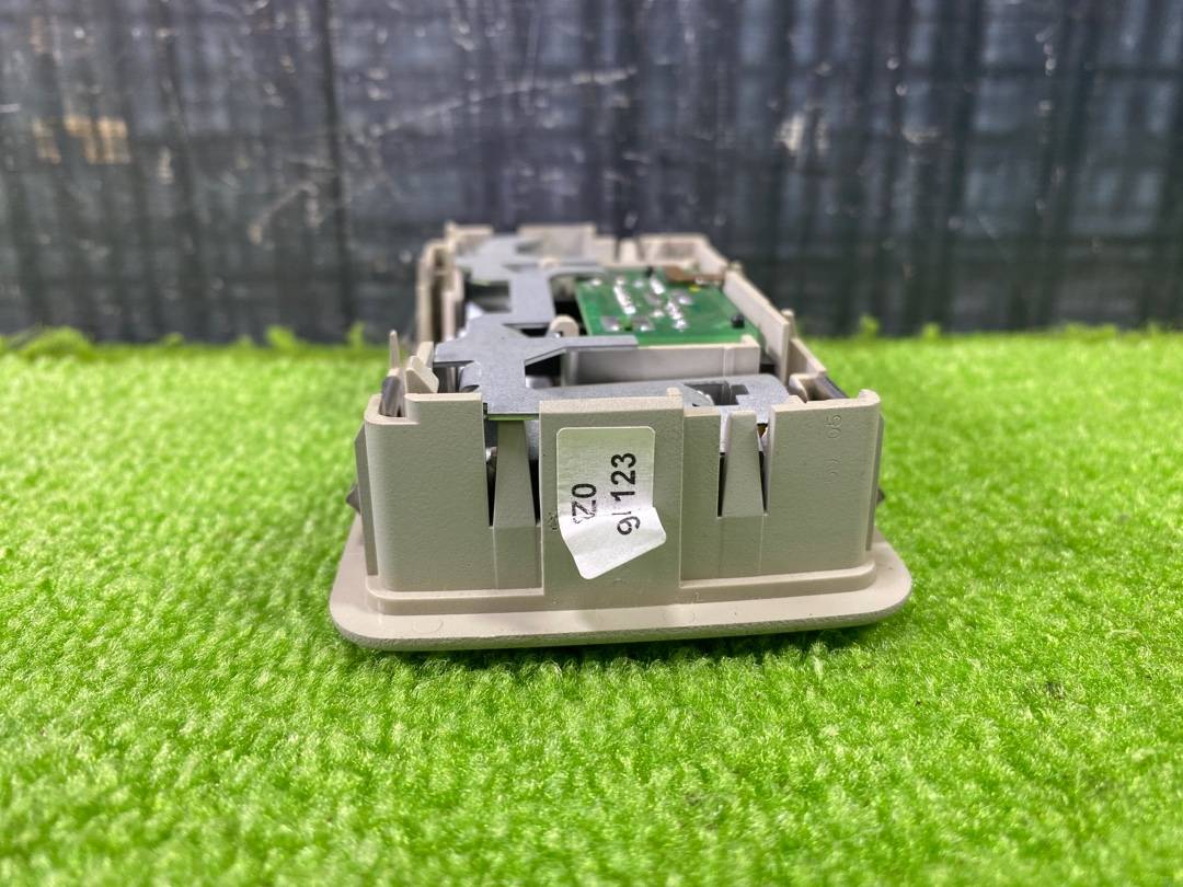 Плафон салона, 250 рублей, Красноярск