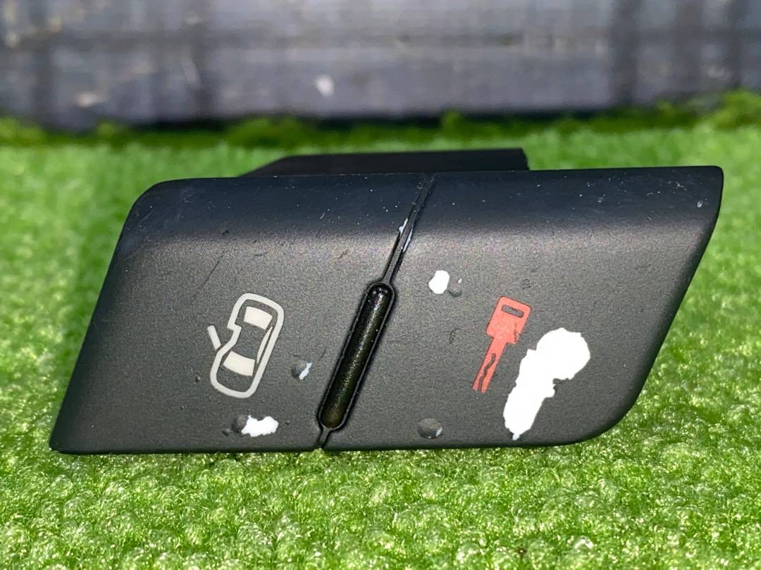 Кнопка центрального замка, 225 рублей, Красноярск