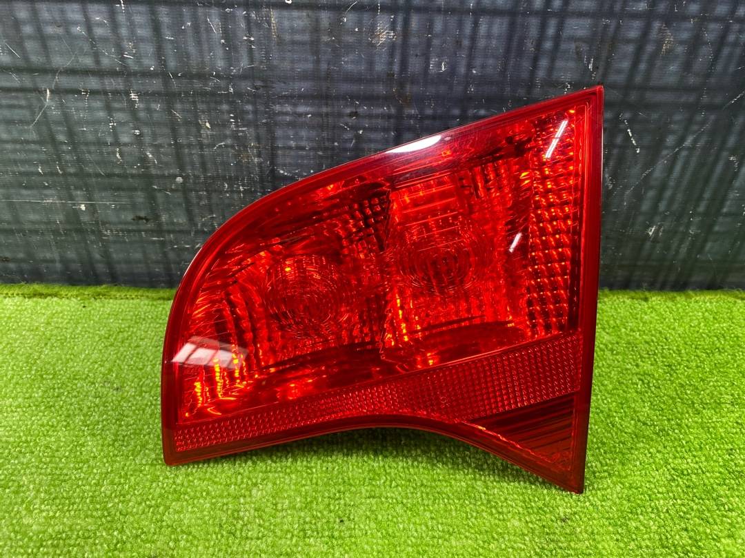 Фонарь в крышку багажника, 1000 рублей, Красноярск