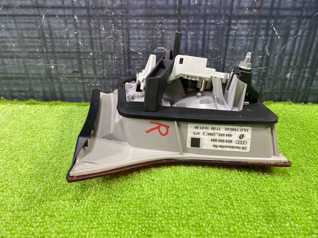 Фонарь в крышку багажника, 1000 рублей, Красноярск