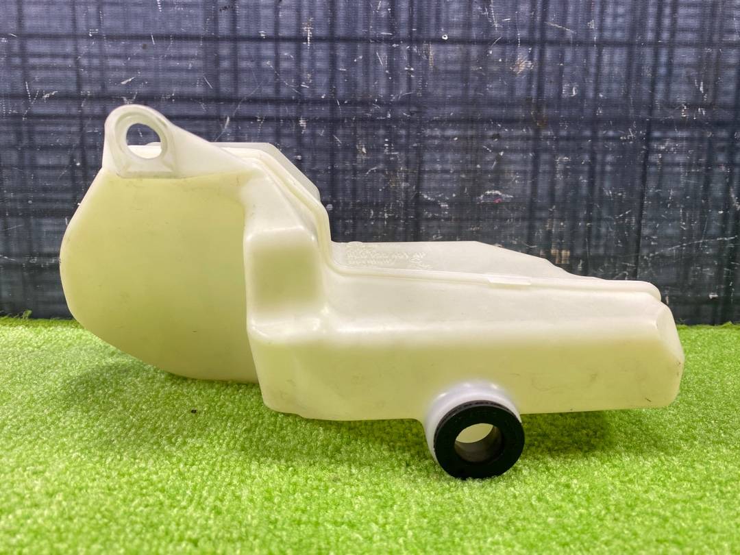 Бачок омывателя, 500 рублей, Красноярск