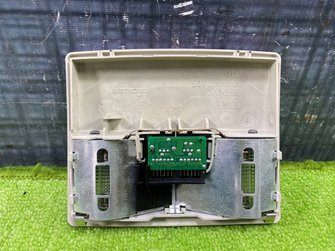 Плафон салона, 390 рублей, Красноярск