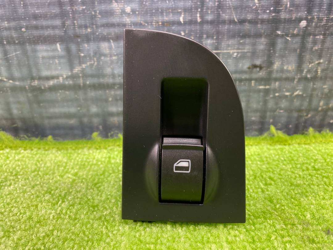 Кнопка стеклоподъемника, 270 рублей, Красноярск