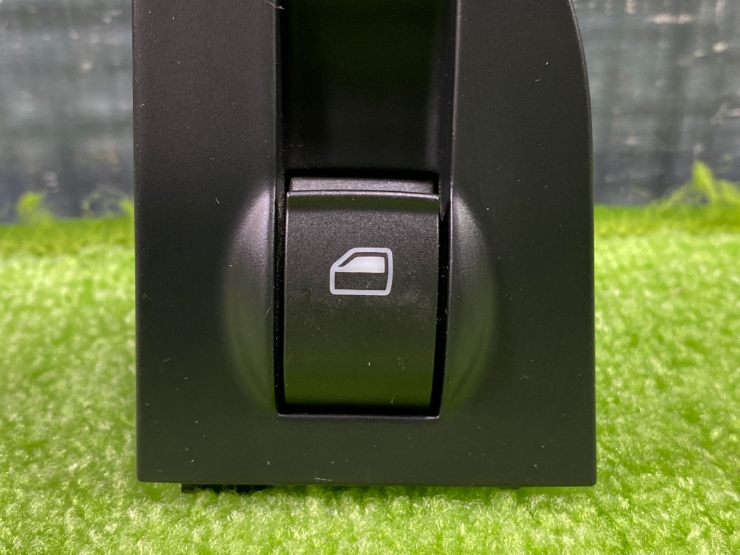 Кнопка стеклоподъемника, 270 рублей, Красноярск