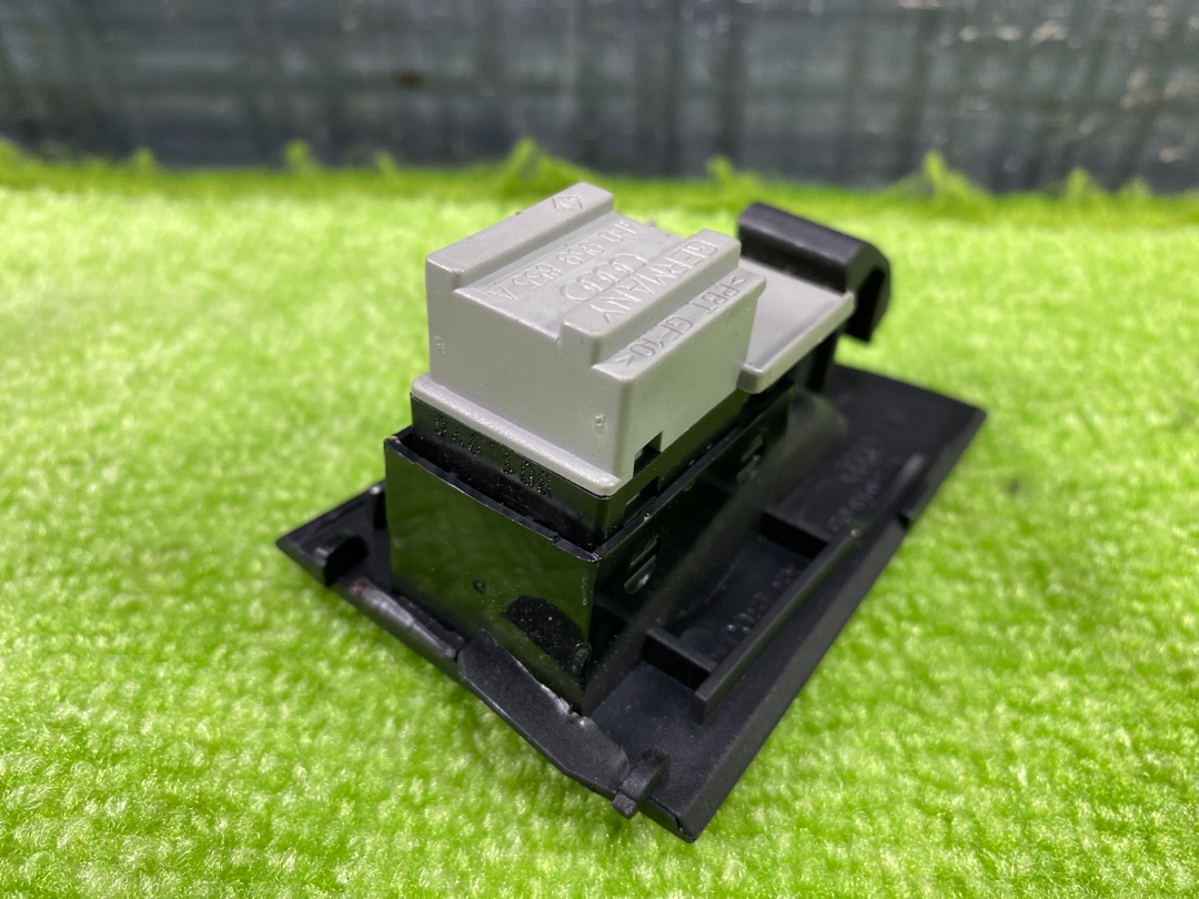 Кнопка стеклоподъемника, 270 рублей, Красноярск