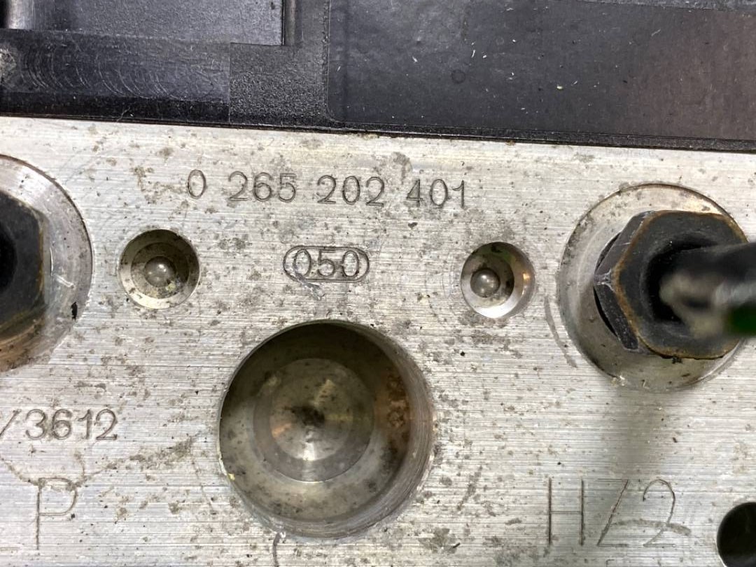 Блок ABS, 2100 рублей, Красноярск