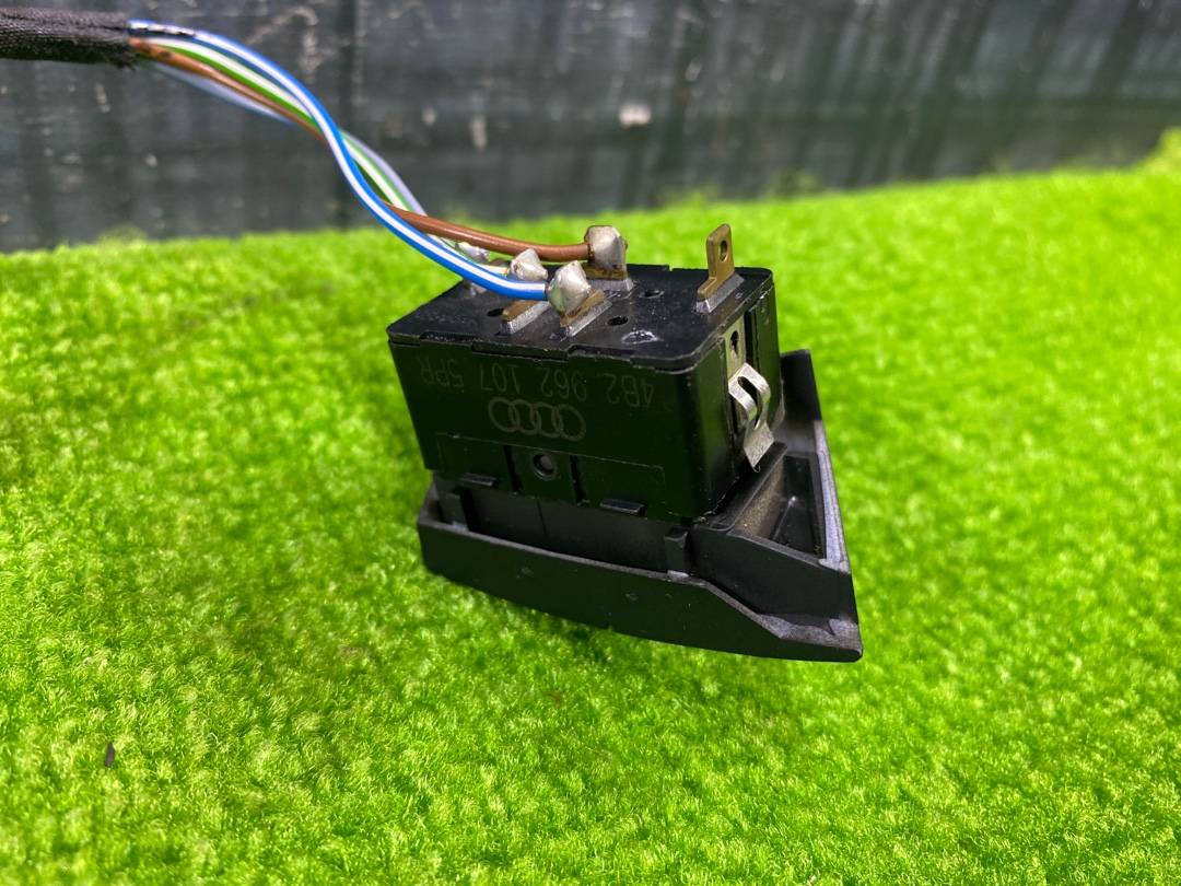 Кнопка центрального замка, 420 рублей, Красноярск