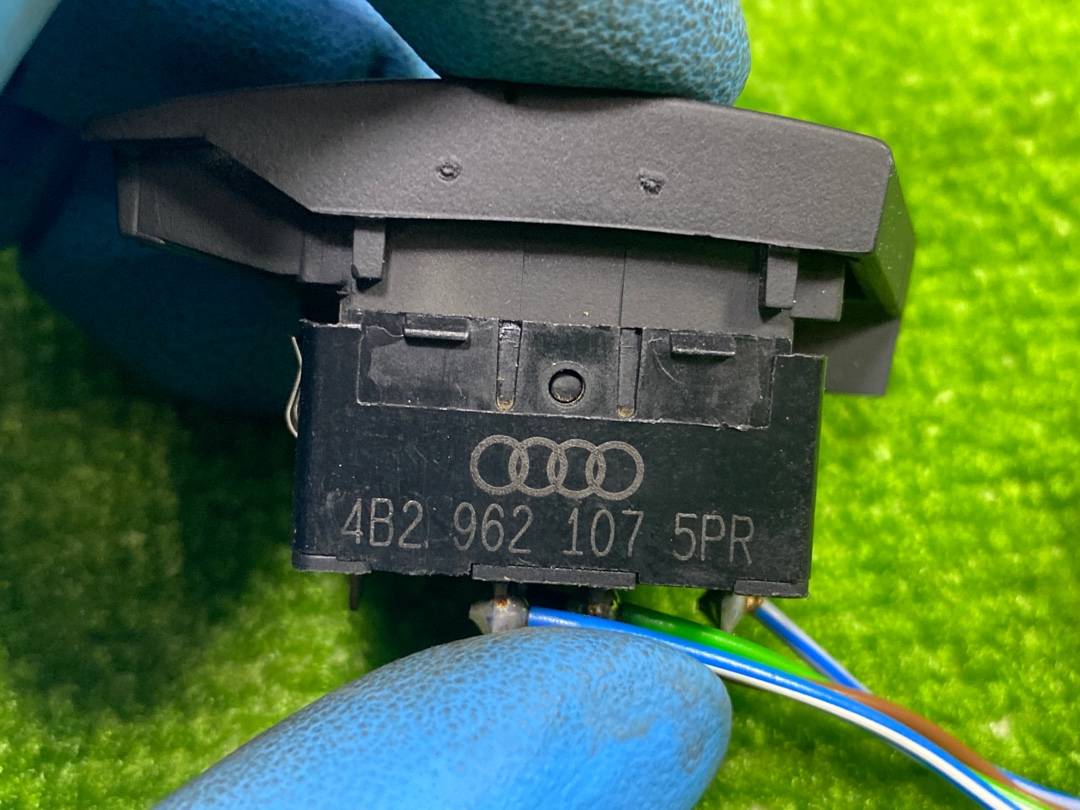 Кнопка центрального замка, 420 рублей, Красноярск