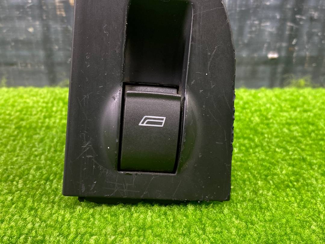 Кнопка стеклоподъемника, 330 рублей, Красноярск