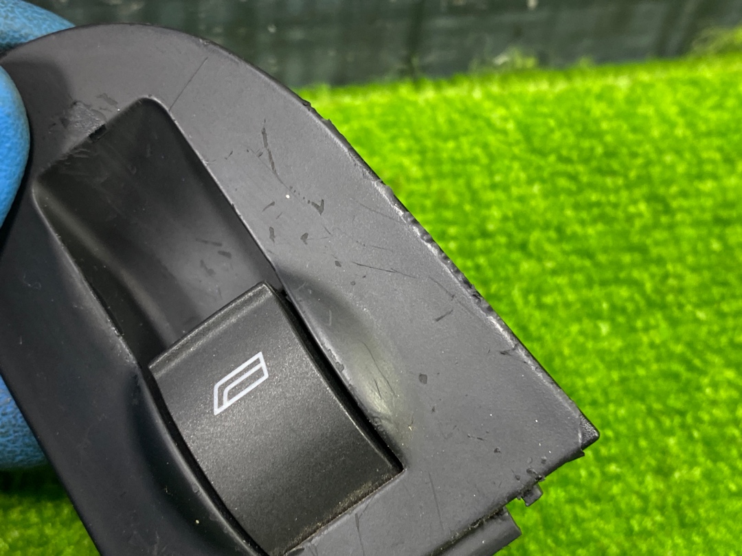 Кнопка стеклоподъемника, 330 рублей, Красноярск