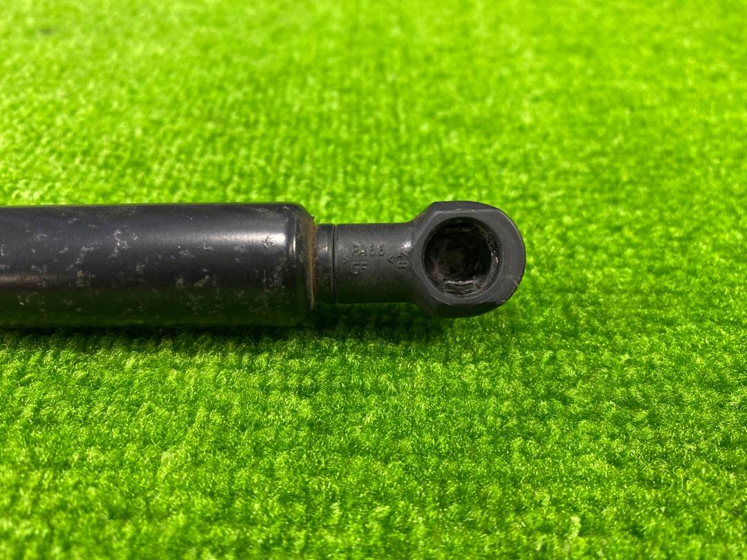 Амортизатор багажника, 525 рублей, Красноярск