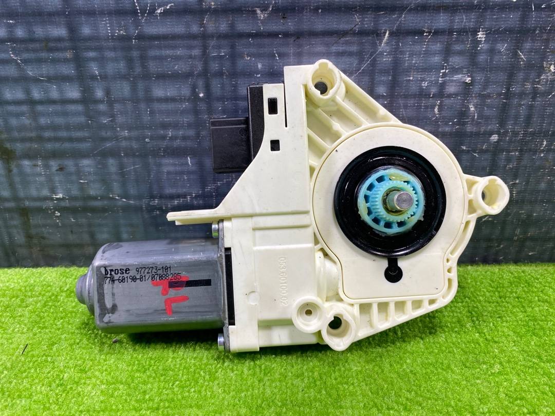 Мотор стеклоподъемника, 900 рублей, Красноярск