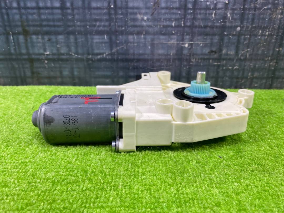 Мотор стеклоподъемника, 900 рублей, Красноярск