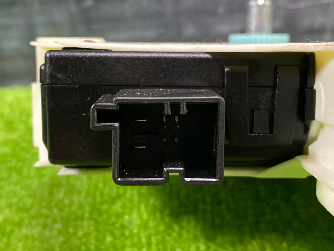 Мотор стеклоподъемника, 900 рублей, Красноярск