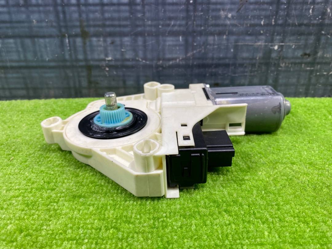 Мотор стеклоподъемника, 900 рублей, Красноярск